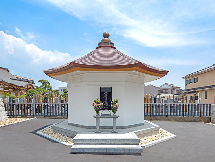 感應寺 仏像収蔵庫 外観